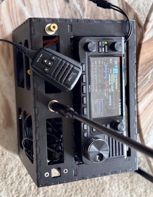 Ic-705 in case